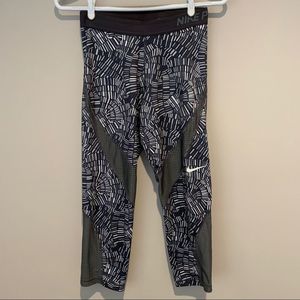 Grey Nike Pro Leggings Size Medium